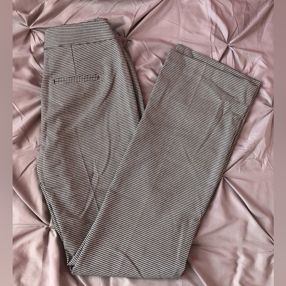 LE CHATEAU Patterned Dress Pants - SIZE 1 - Picture 2 of 6